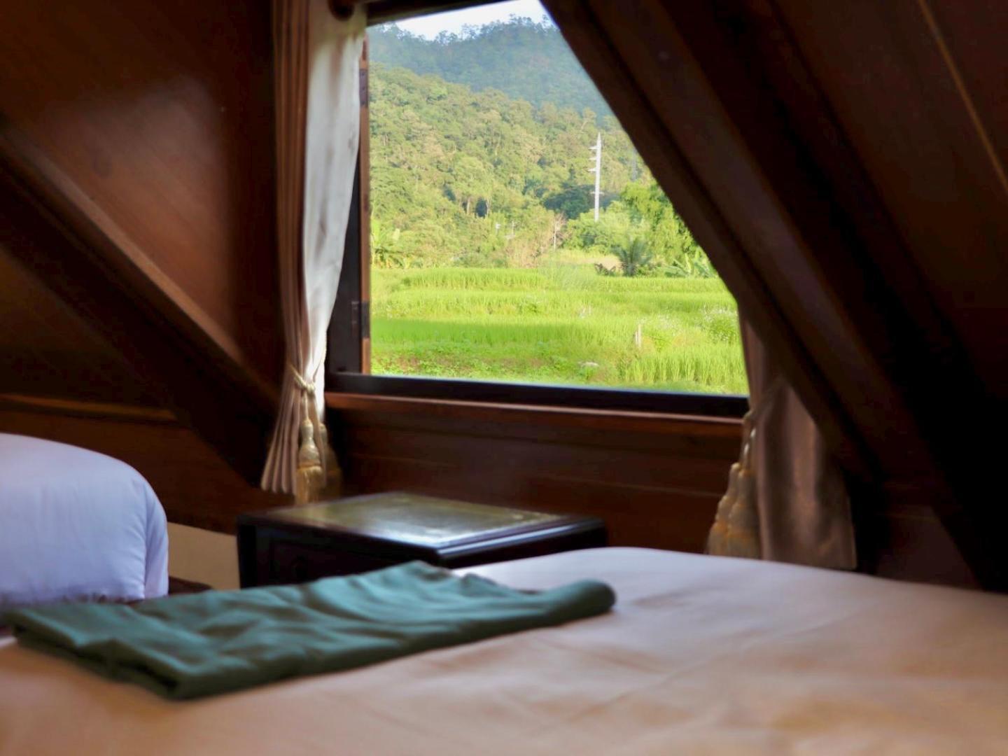 Ban Kaew Mo Ra Glamping & Restaurant Hotel Pang Mapha Eksteriør billede
