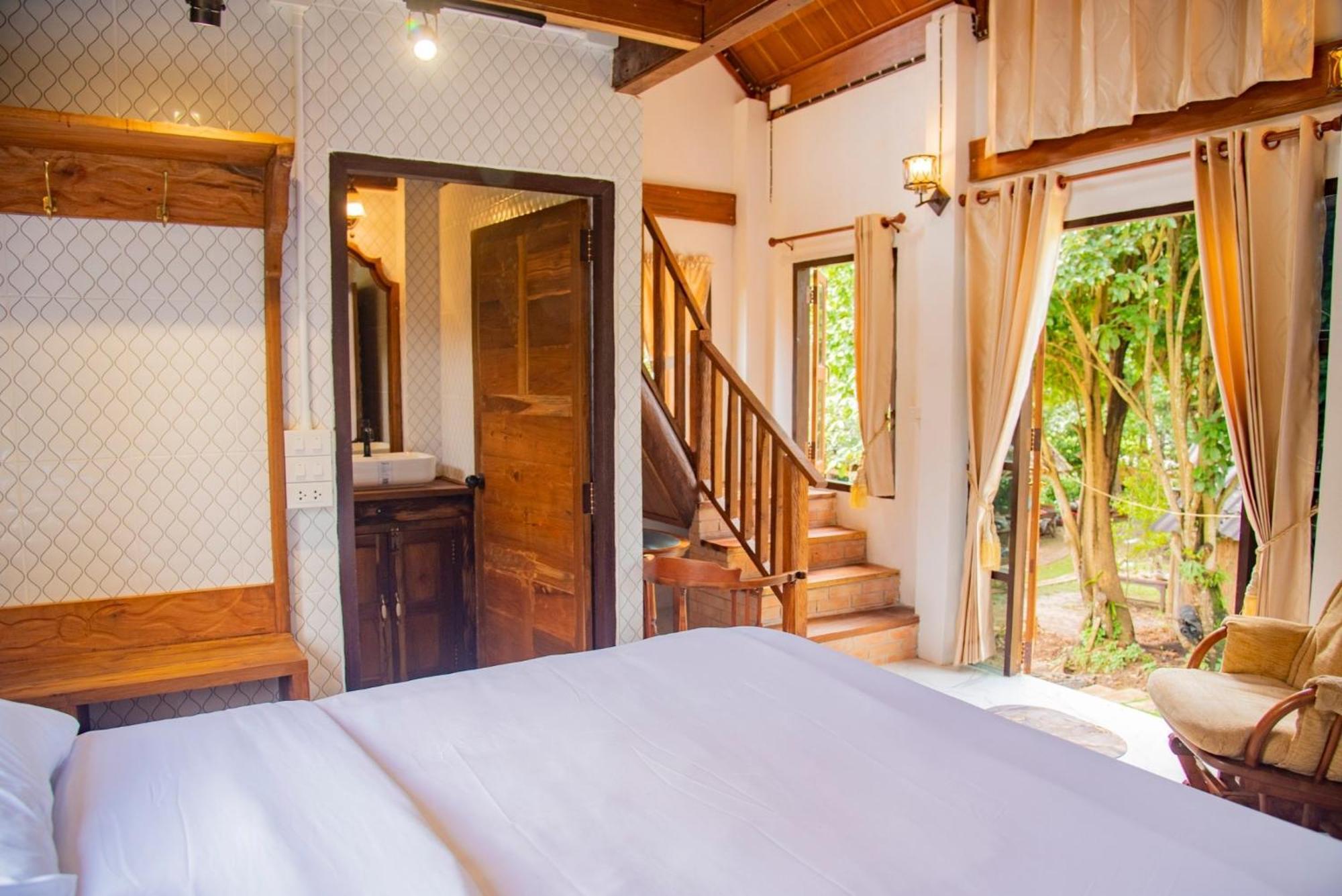 Ban Kaew Mo Ra Glamping & Restaurant Hotel Pang Mapha Eksteriør billede