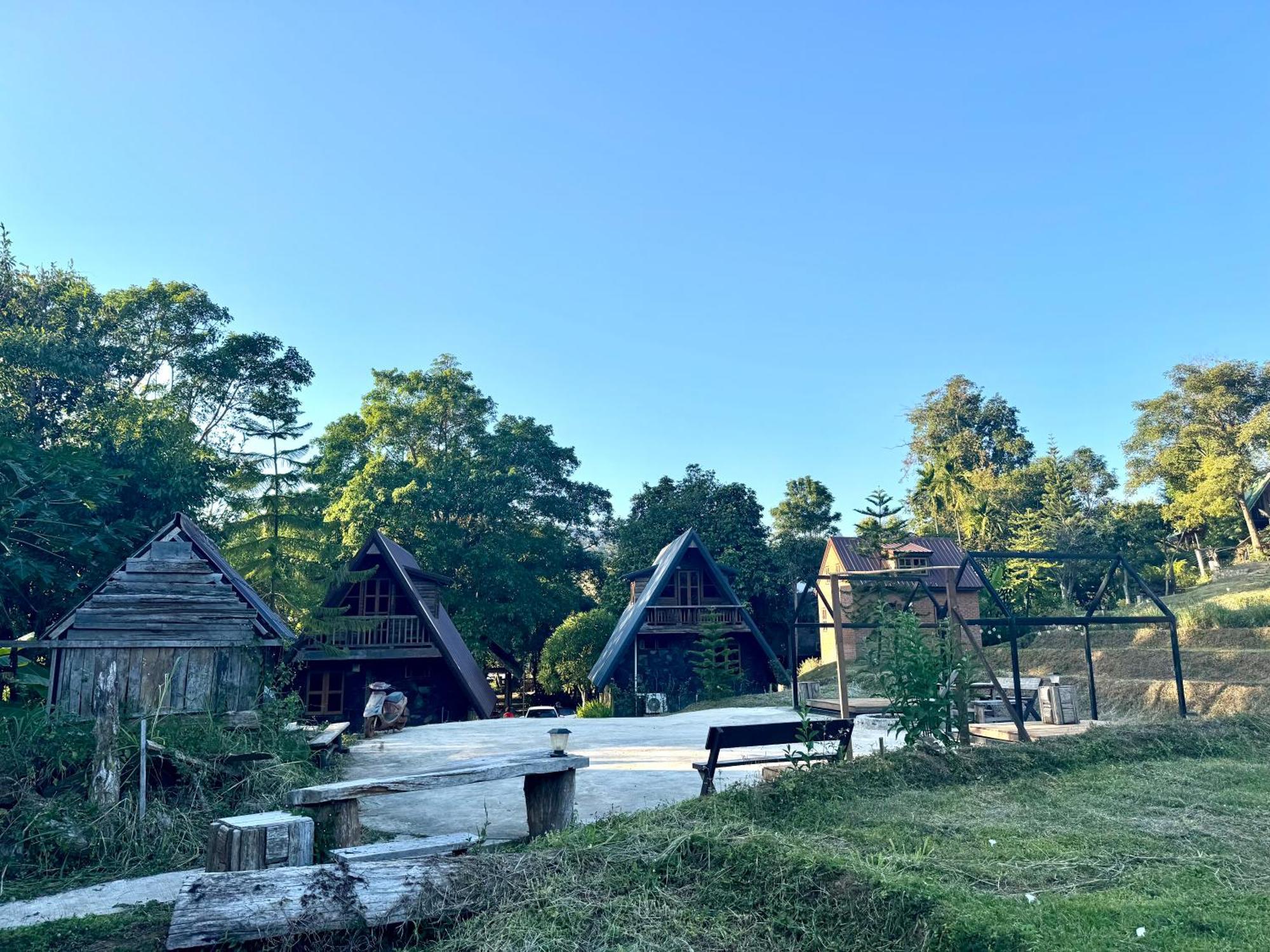 Ban Kaew Mo Ra Glamping & Restaurant Hotel Pang Mapha Eksteriør billede