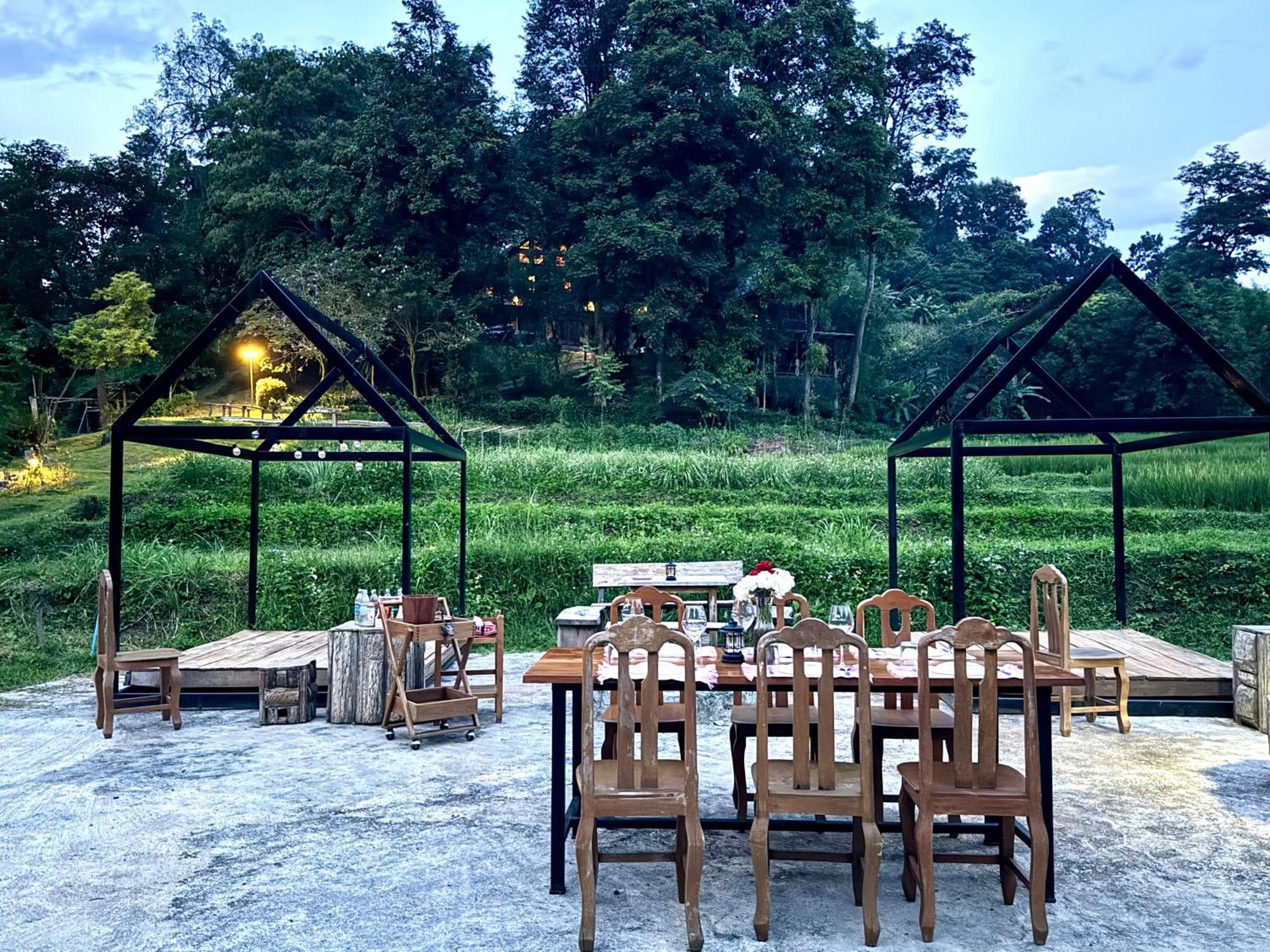 Ban Kaew Mo Ra Glamping & Restaurant Hotel Pang Mapha Eksteriør billede