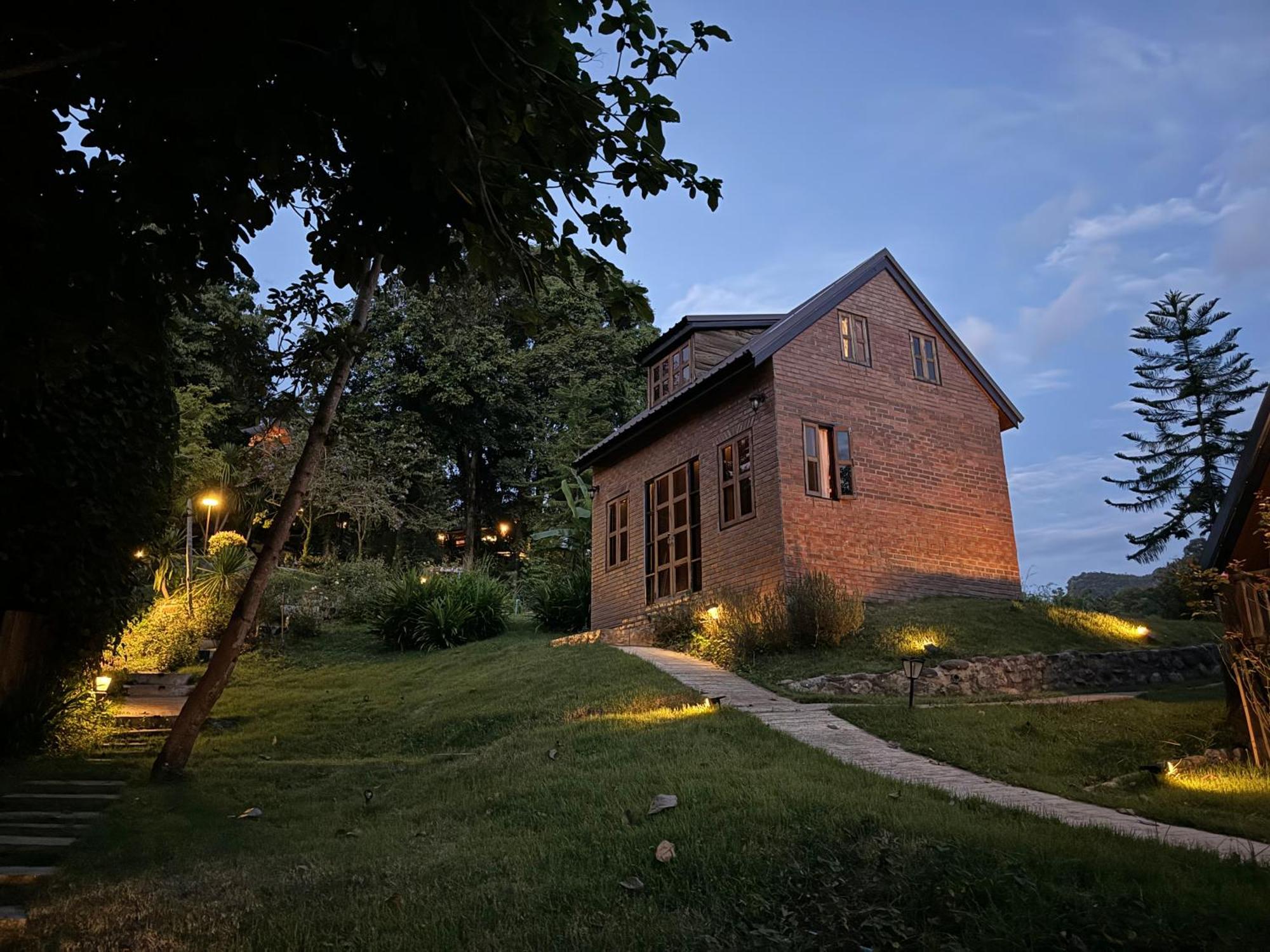 Ban Kaew Mo Ra Glamping & Restaurant Hotel Pang Mapha Eksteriør billede