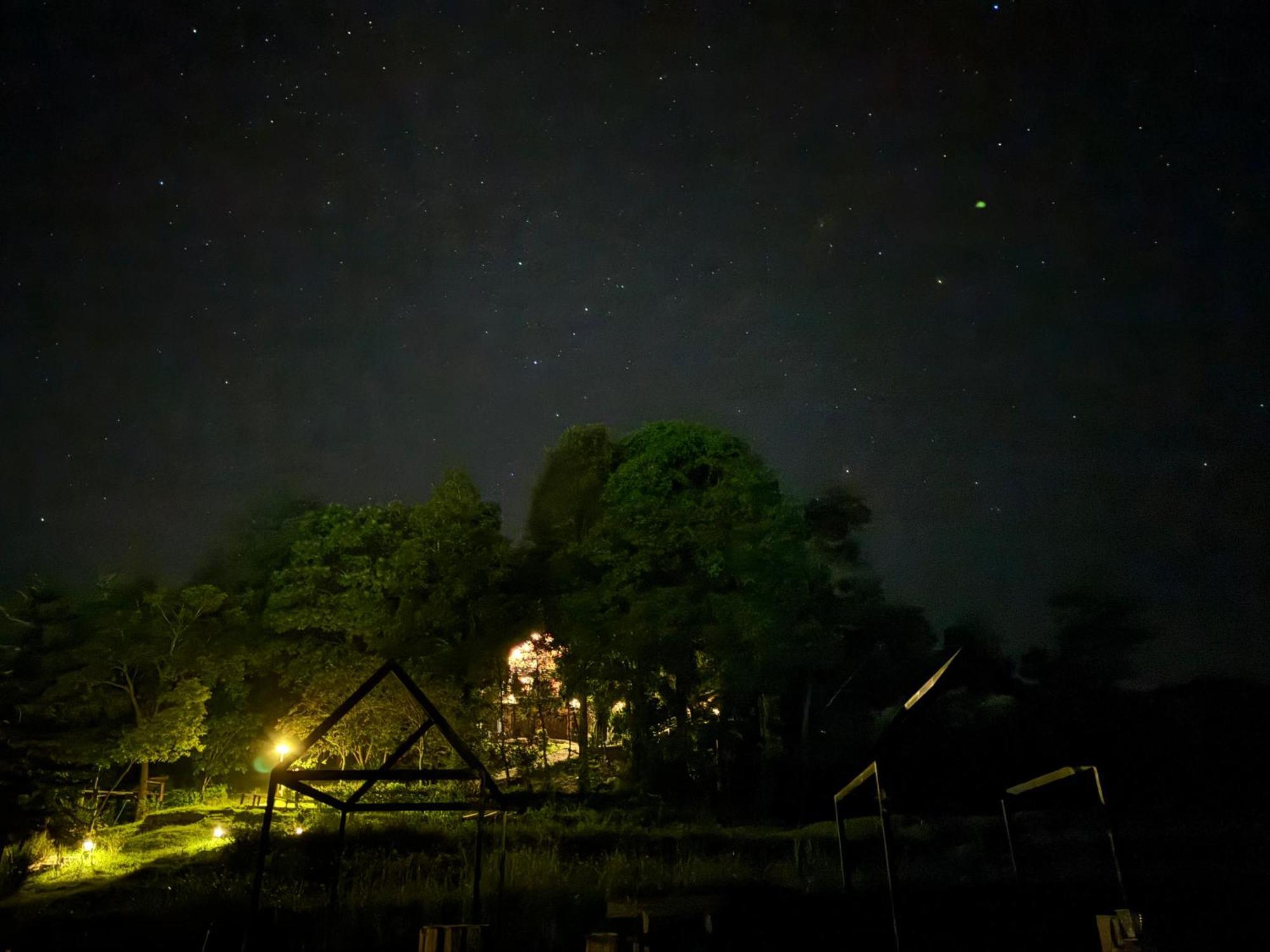 Ban Kaew Mo Ra Glamping & Restaurant Hotel Pang Mapha Eksteriør billede
