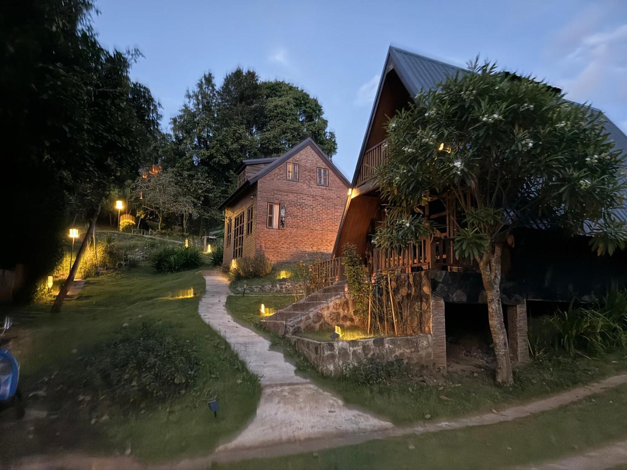 Ban Kaew Mo Ra Glamping & Restaurant Hotel Pang Mapha Eksteriør billede
