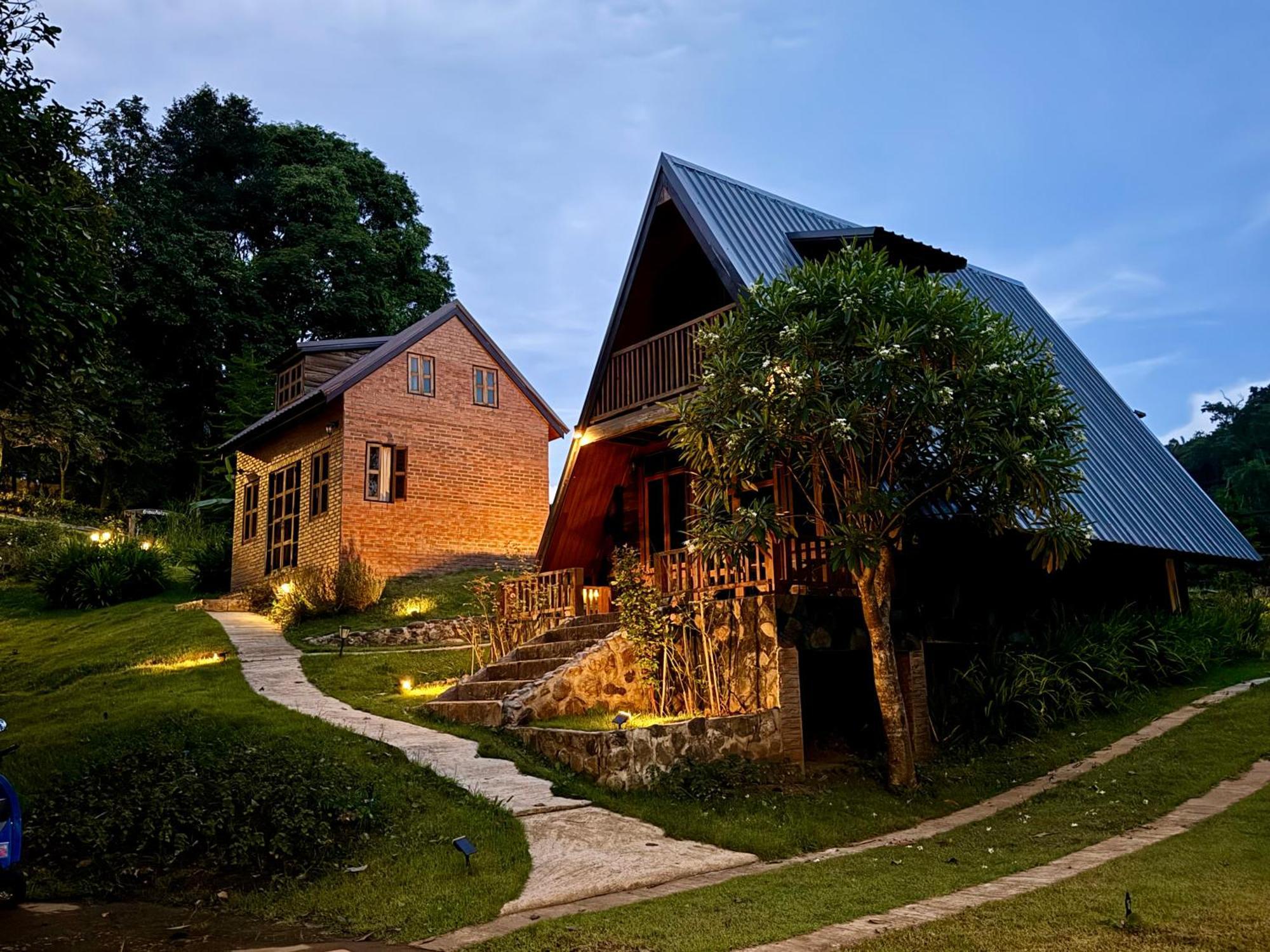 Ban Kaew Mo Ra Glamping & Restaurant Hotel Pang Mapha Eksteriør billede