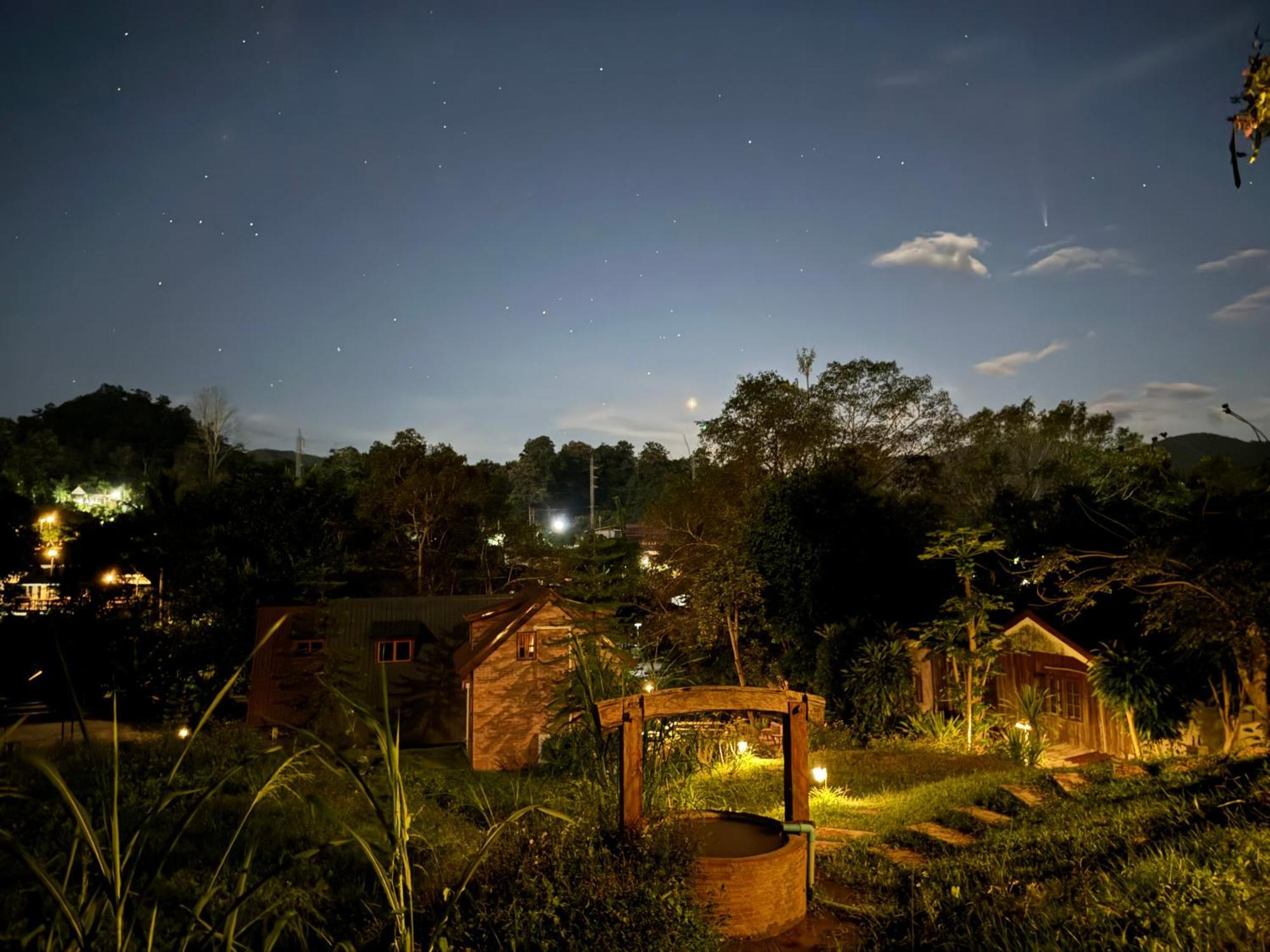 Ban Kaew Mo Ra Glamping & Restaurant Hotel Pang Mapha Eksteriør billede