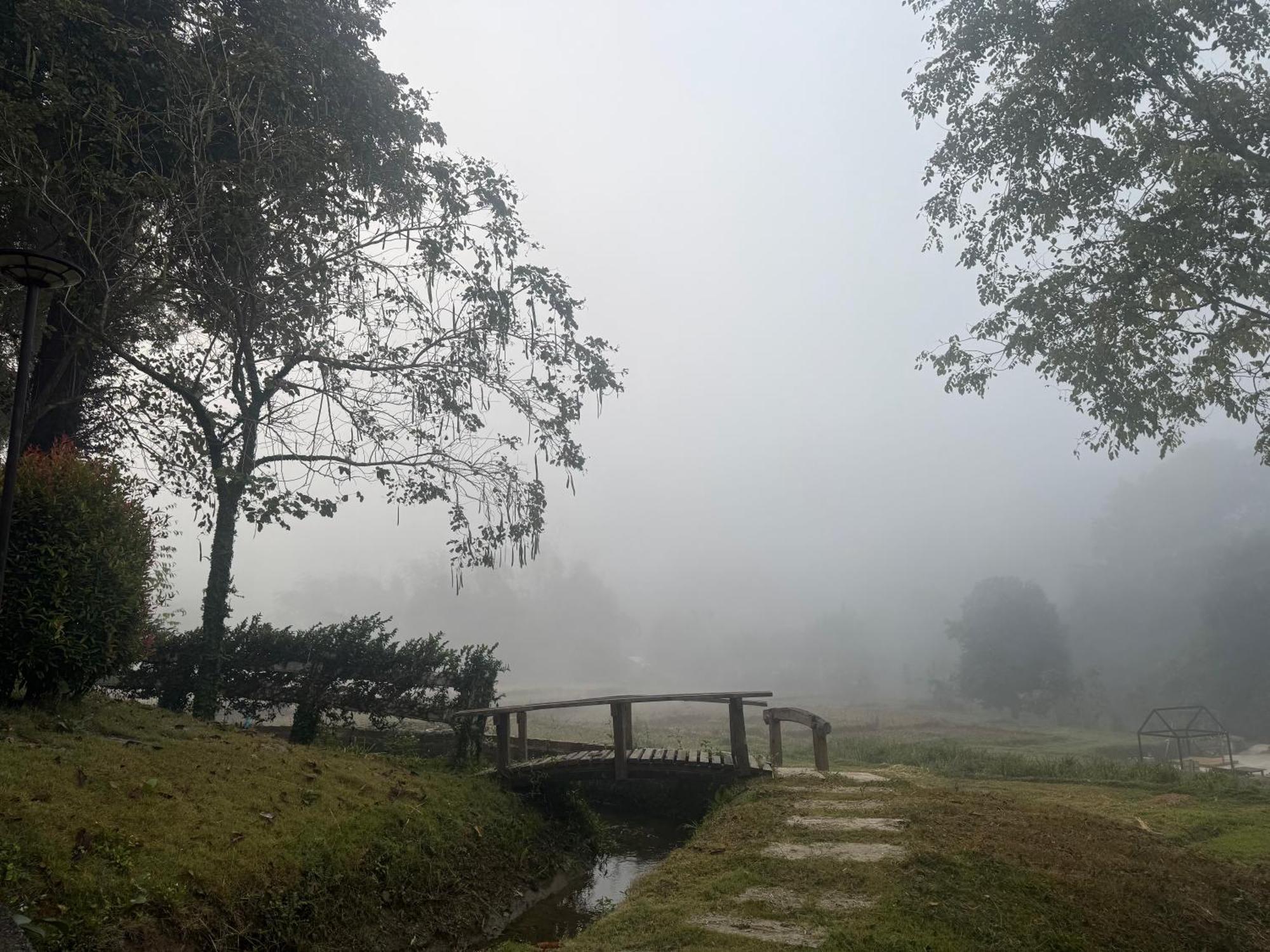Ban Kaew Mo Ra Glamping & Restaurant Hotel Pang Mapha Eksteriør billede