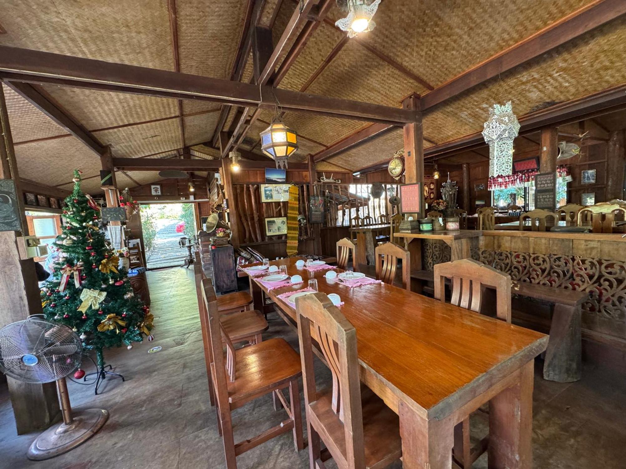 Ban Kaew Mo Ra Glamping & Restaurant Hotel Pang Mapha Eksteriør billede